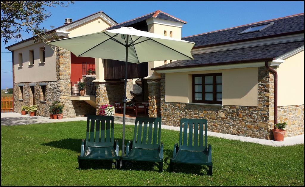 Apartamentos Rurales Casanova Tapia De Casariego Bagian luar foto