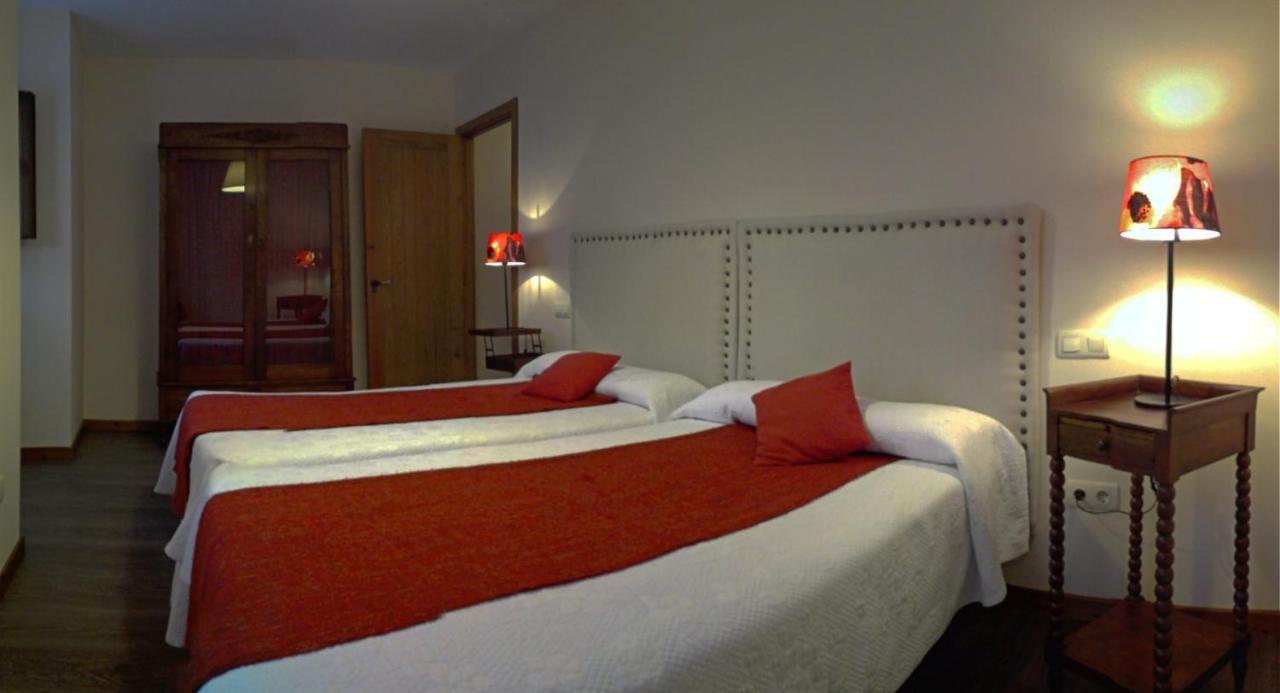 Apartamentos Rurales Casanova Tapia De Casariego Bagian luar foto